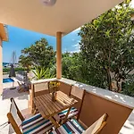 Mima Gomilica Apartment