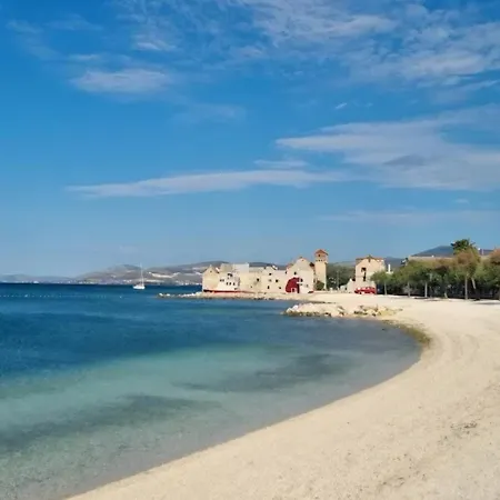 Mima Gomilica Apartament Kaštela